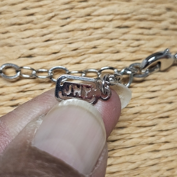 JNY (Jones New York) Silver-tone Dual-colored Rhinestone Necklace - Picture 4 of 6